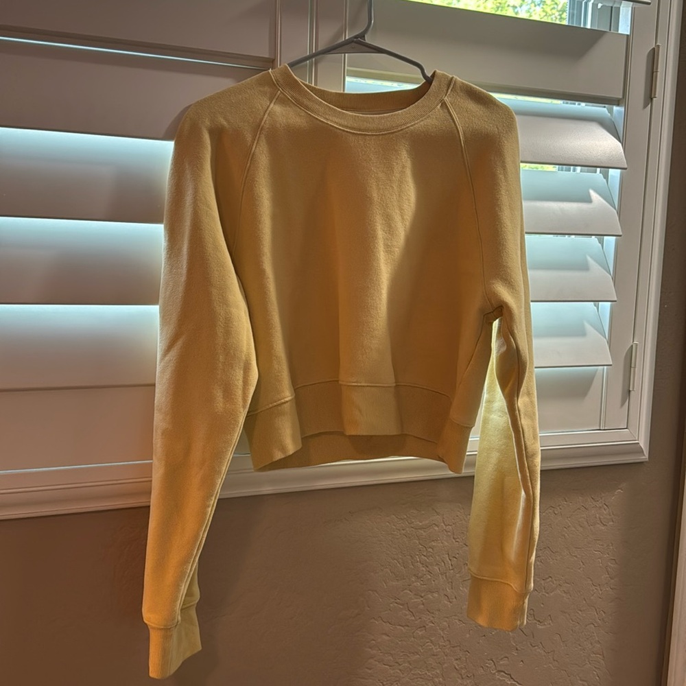 Yellow Aritzia cozy fleece perfect crewneck - Picture 3 of 3
